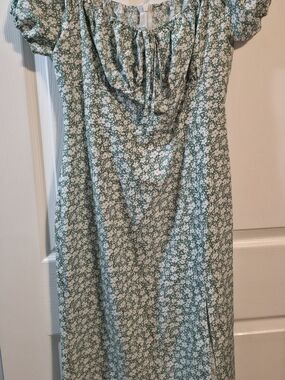 4/$25 Deal! Sage Green and White Floral Dress